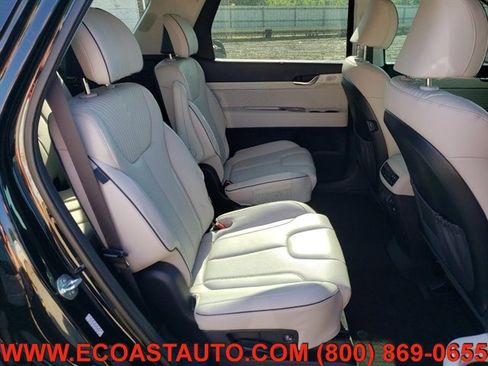 Used 2024 Hyundai Palisade Calligraphy image 10