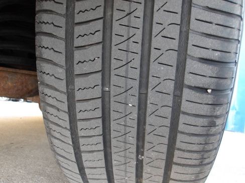 Used 2015 Ford Explorer XLT w/ Equipment Group 202A FWD image 52