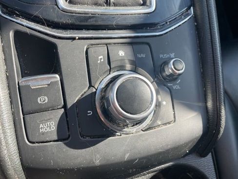 Used 2018 MAZDA CX-5 Touring w/ Preferred Equipment Package image 25