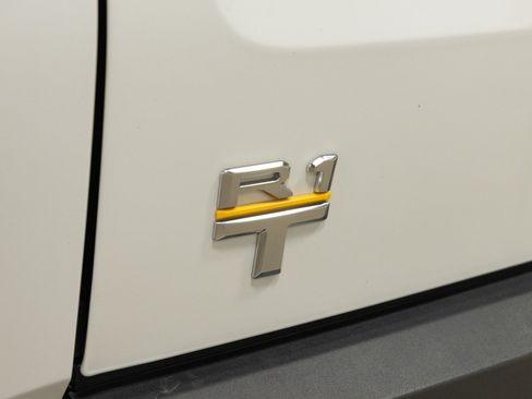 Used 2022 Rivian R1T Adventure AWD/4WD image 13