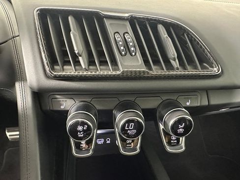 Used 2018 Audi R8 V10 plus AWD/4WD image 33