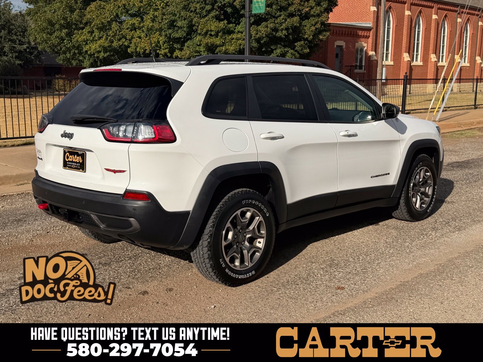 Used 2020 Jeep Cherokee Trailhawk AWD/4WD image 4