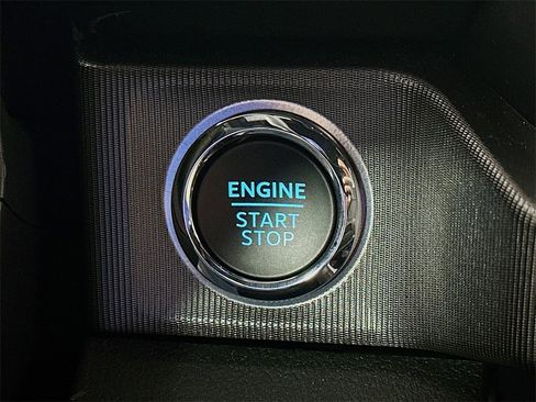 Used 2024 Ford F350 Platinum image 28