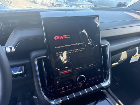 New 2026 GMC Yukon XL Denali w/ Denali Reserve Package AWD/4WD image 21