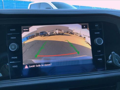 Used 2019 Volkswagen Jetta SEL w/ Cold Weather Package image 26