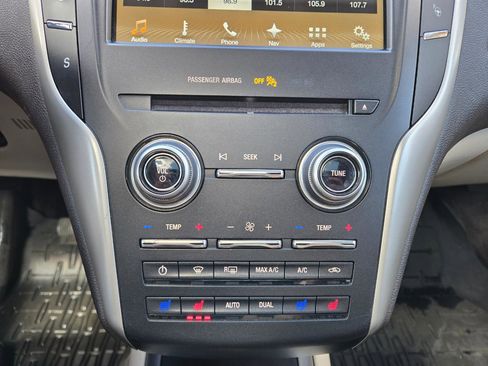 Used 2017 Lincoln MKC Reserve AWD/4WD image 16