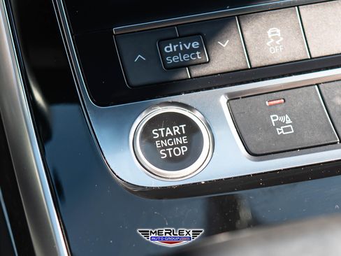 Used 2021 Audi Q8 Premium Plus image 35