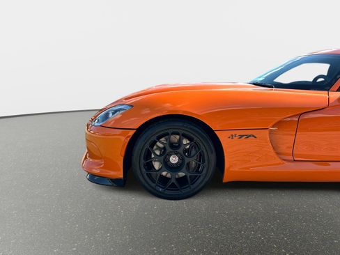 Used 2014 SRT Viper SRT-10 image 13