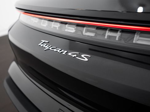 Certified 2022 Porsche Taycan 4S AWD/4WD image 26