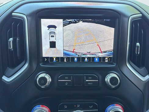 Used 2021 GMC Sierra 1500 AT4 w/ AT4 Value Package AWD/4WD image 12