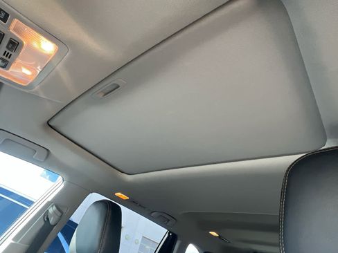 Used 2019 Toyota Highlander XLE image 9