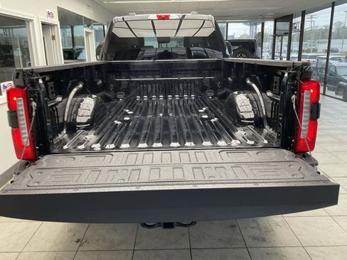 Used 2024 Ford F350 XLT w/ 360-Degree Camera Package AWD/4WD image 24