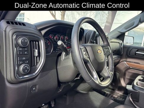 Used 2021 Chevrolet Silverado 1500 LT image 11