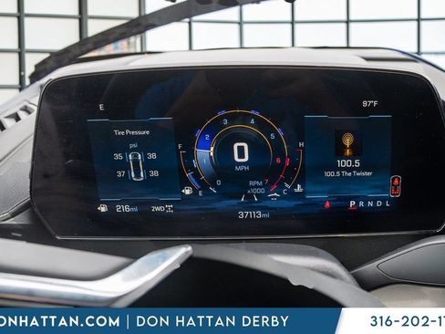 Used 2025 Chevrolet Traverse LT AWD/4WD image 5