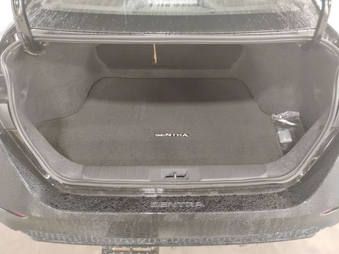 New 2025 Nissan Sentra SV w/ SV Premium Package image 17