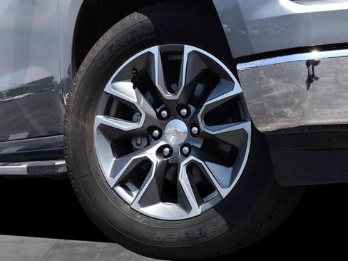 Used 2025 Chevrolet Silverado 1500 LT w/ All Star Edition Plus AWD/4WD image 3