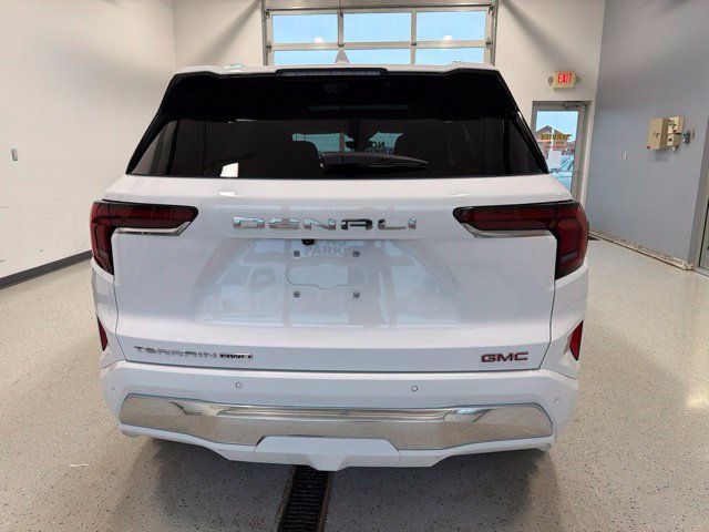 New 2027 GMC Terrain Denali w/ LPO, Floor Liner Package AWD/4WD image 9
