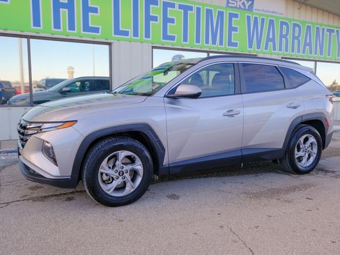 Used 2024 Hyundai Tucson SEL image 2