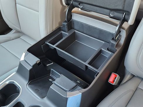 New 2026 GMC Sierra 1500 SLT w/ SLT Premium Plus Package image 33