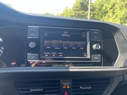 Used 2019 Volkswagen Jetta FWD image 20