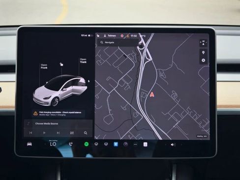 Used 2019 Tesla Model 3 Long Range AWD/4WD image 3