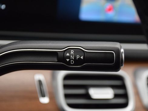 Used 2026 Mercedes-Benz GLE 450 4MATIC image 30