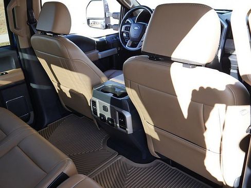 Used 2022 Ford F250 Lariat w/ Lariat Value Package image 52