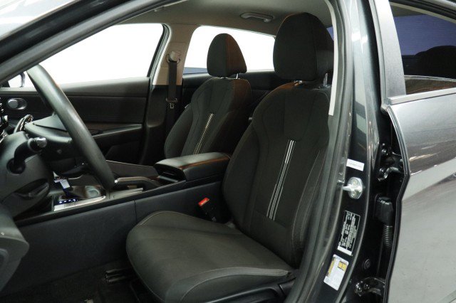 Used 2023 Hyundai Elantra SEL FWD image 8