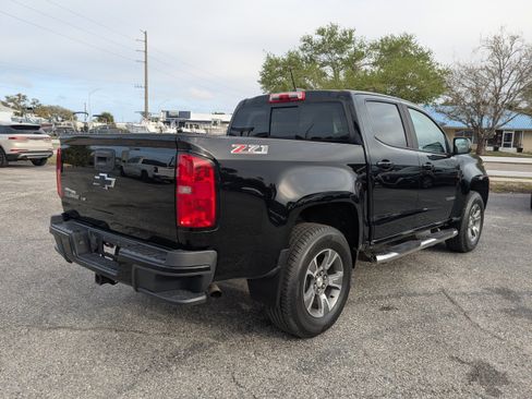 Used 2018 Chevrolet Colorado Z71 AWD/4WD image 4