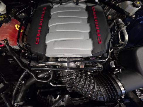 Used 2023 Chevrolet Camaro SS RWD image 3