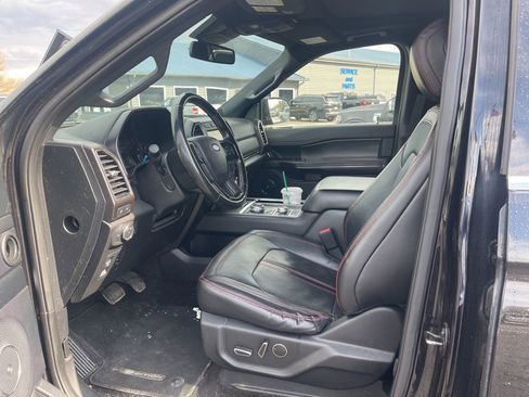 Used 2019 Ford Expedition Limited w/ Equipment Group 303A image 12