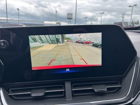 New 2026 Chevrolet Trax RS w/ Driver Confidence Package FWD image 3