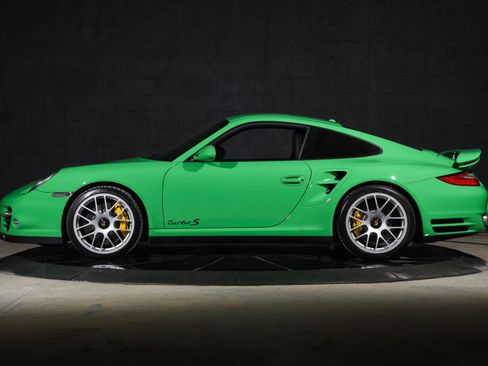 Used 2011 Porsche 911 Turbo S AWD/4WD image 14