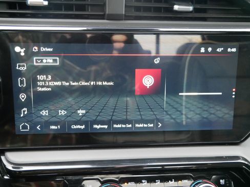 Used 2023 GMC Sierra 1500 AT4X w/ AT4X AEV Edition image 18