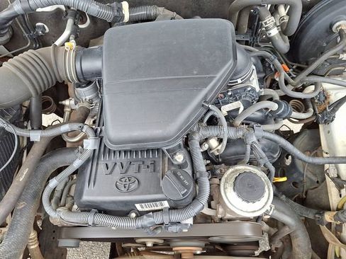 Used 2011 Toyota Tacoma 2WD Access Cab w/ Convenience Pkg image 27