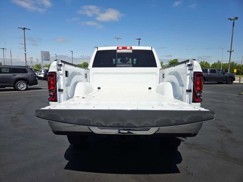 New 2026 RAM 2500 Tradesman AWD/4WD image 13
