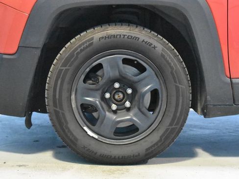 Used 2017 Jeep Renegade Sport w/ Power & Air Group FWD image 20