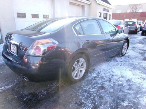 Used 2014 Chevrolet Cruze LT FWD image 4