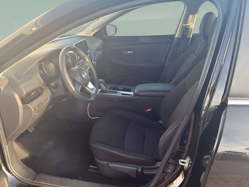 Used 2023 Nissan Sentra SV image 11