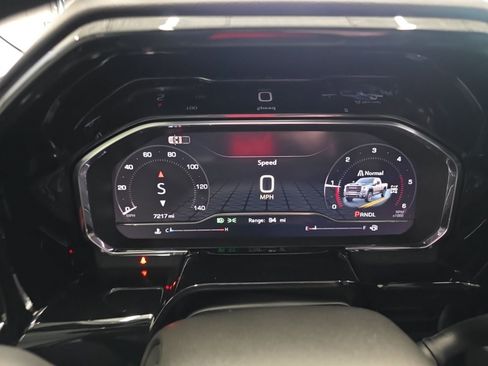 Used 2025 GMC Sierra 2500 SLE w/ SLE Value Package; image 45