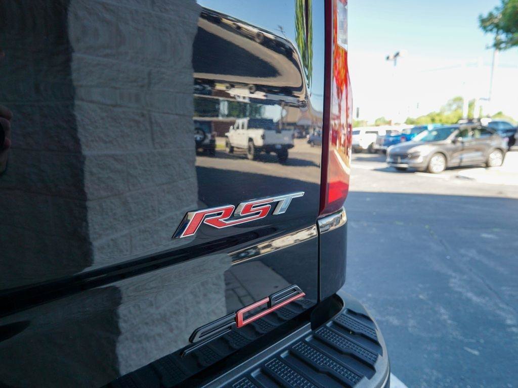 Used 2020 Chevrolet Silverado 1500 RST AWD/4WD image 11