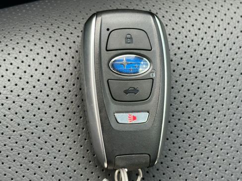 Used 2025 Subaru Outback Limited AWD/4WD image 27