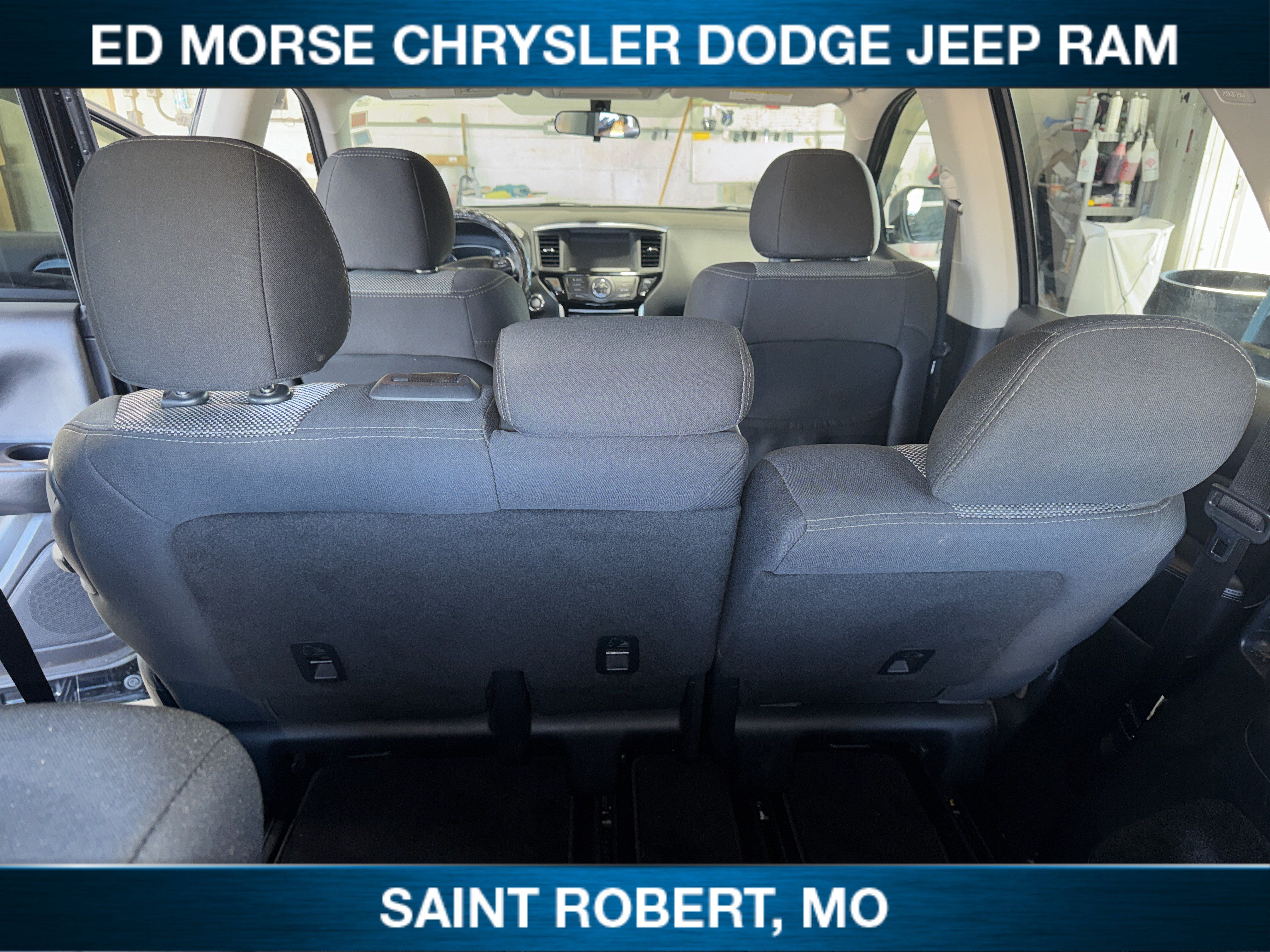 Used 2020 Nissan Pathfinder S AWD/4WD image 37