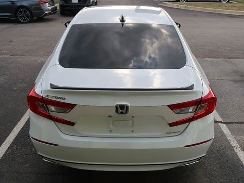 Used 2022 Honda Accord Sport image 9