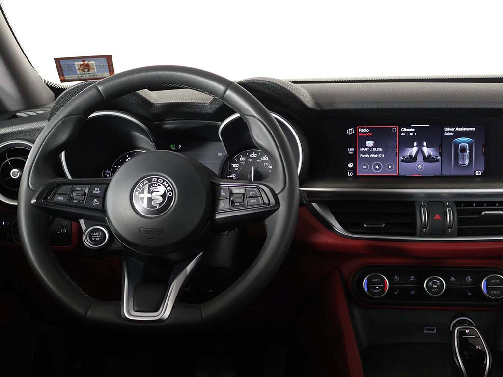 Used 2020 Alfa Romeo Stelvio Ti AWD/4WD image 28