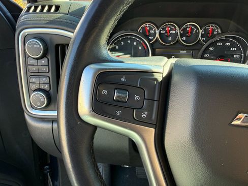 Used 2021 Chevrolet Silverado 1500 LT Trail Boss w/ Convenience Package II image 14