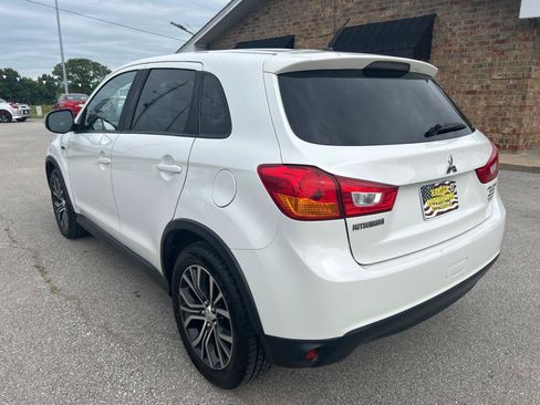 Used 2016 Mitsubishi Outlander Sport ES AWD/4WD image 9