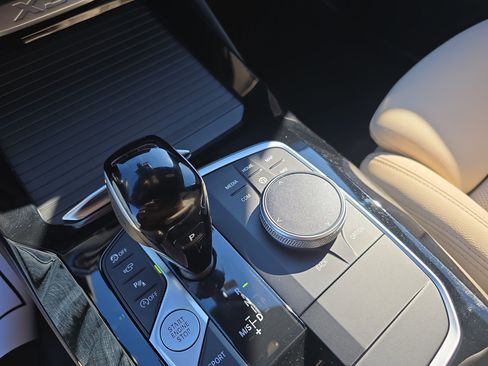 Used 2024 BMW X3 sDrive30i w/ Premium Package w/ZPA image 24