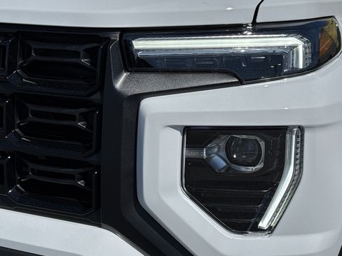 New 2026 GMC Canyon Elevation w/ Convenience Package image 6