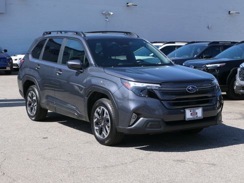 Used 2026 Subaru Forester Premium AWD/4WD image 7